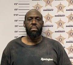 Mugshot of ROYALS, CARLOS ANTWOINE