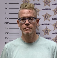 Mugshot of MITCHELL, JOHN DEREK