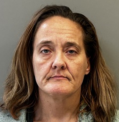 Mugshot of MOORE, JOYCE MARY JOAN