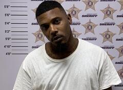 Mugshot of DAVIS, DAMARIO DEWAYNE