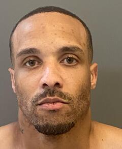 Mugshot of DAVIS, ROBERT A