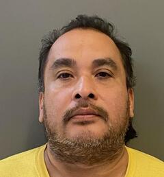 Mugshot of LOPEZSALAZAR, LUCINO